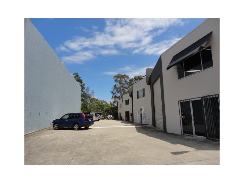 2/8 Maiella St, Stapylton QLD 4207