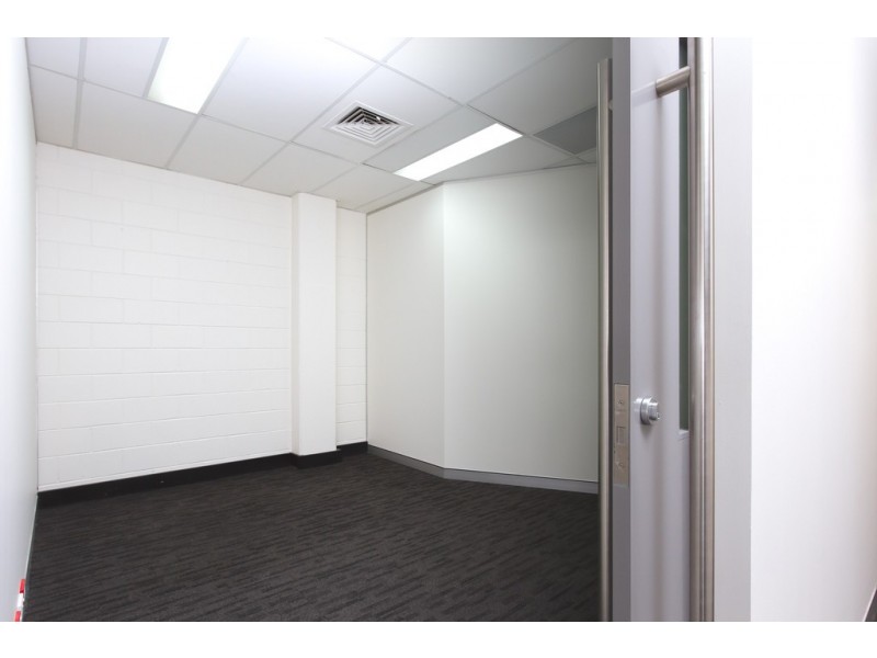 Unit 5and6/96 George Street, Beenleigh QLD 4207