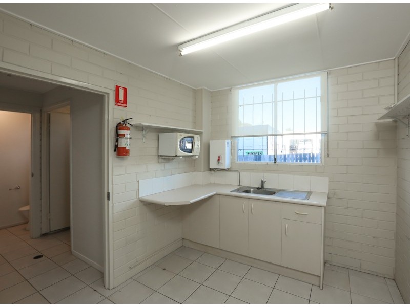Unit 1/3928 Pacific Highway, Loganholme QLD 4129