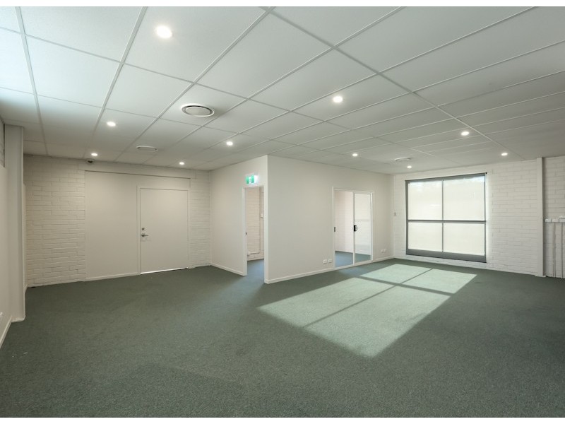 Unit 1/3928 Pacific Highway, Loganholme QLD 4129