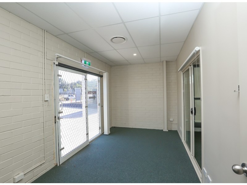 Unit 1/3928 Pacific Highway, Loganholme QLD 4129