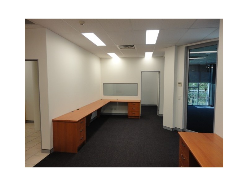 9/3986 Pacific Highway, Loganholme QLD 4129