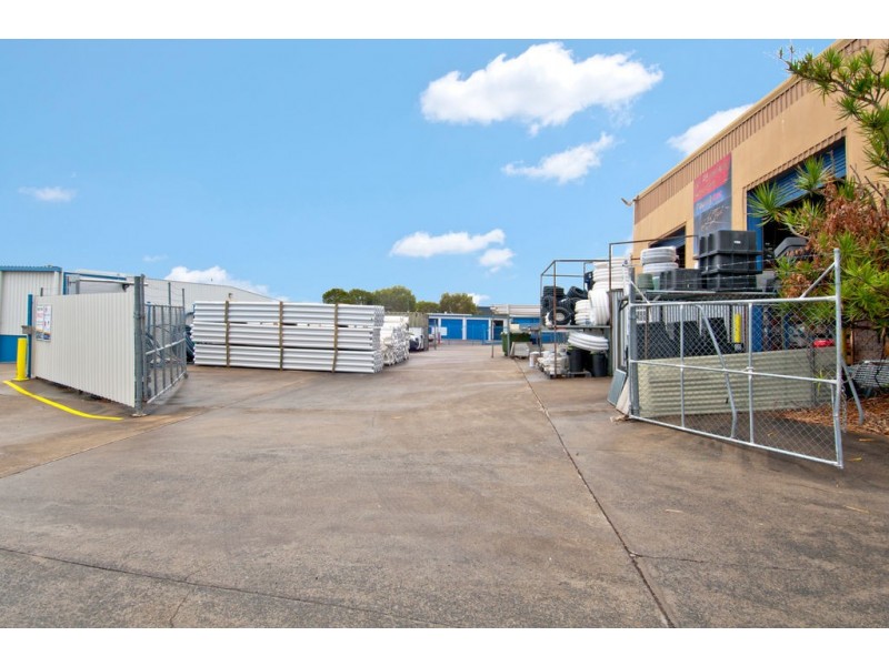 Unit 1/29 Logan River Road, Beenleigh QLD 4207