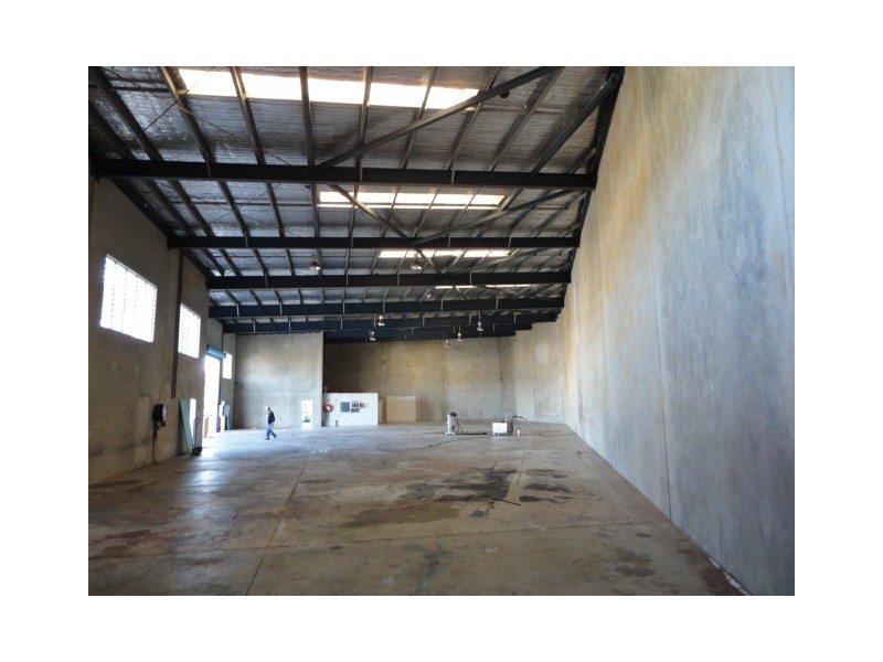 18 Christensen Rd, Stapylton QLD 4207
