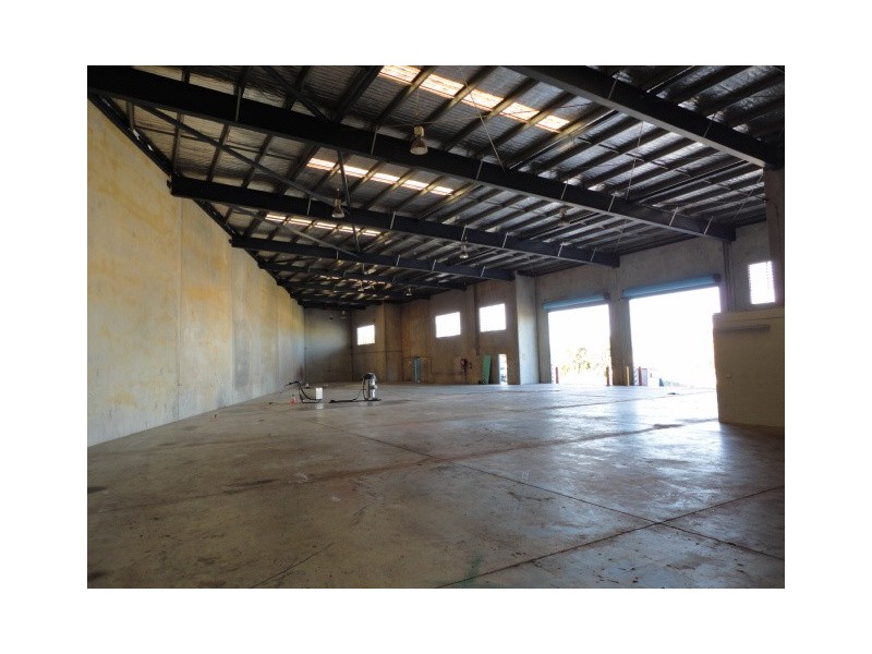 18 Christensen Rd, Stapylton QLD 4207