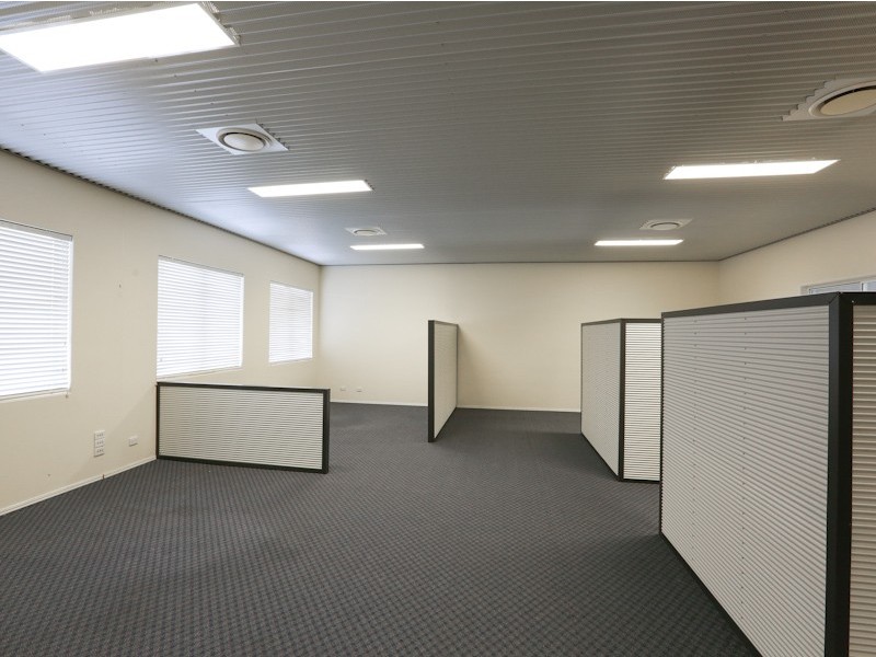 1b/22 Eastern Service Rd, Stapylton QLD 4207