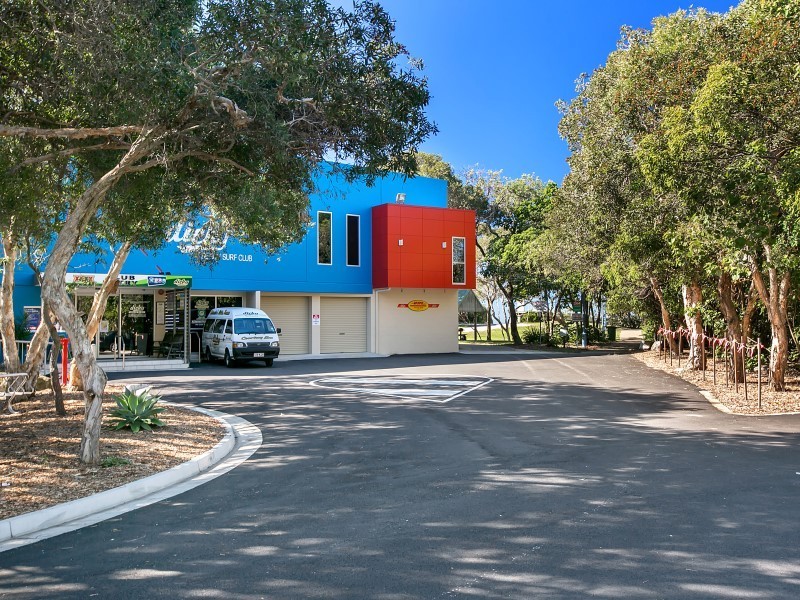 17 Ngungun Street, Dicky Beach QLD 4551