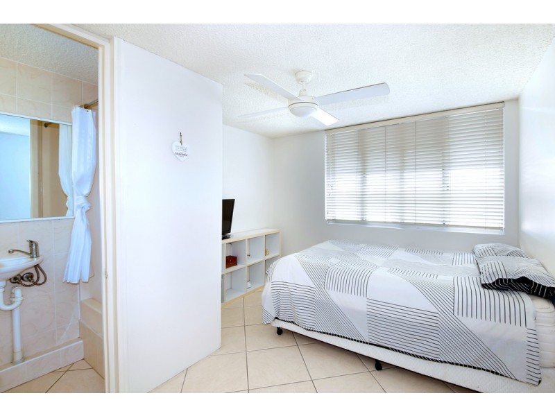 Unit 11/26 Maloja Avenue, Caloundra QLD 4551