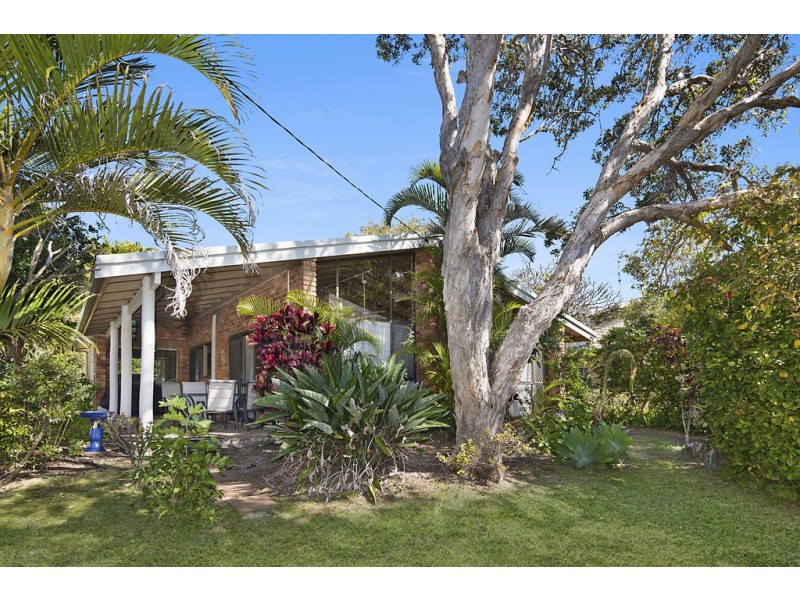 24 Bryce Street, Moffat Beach QLD 4551