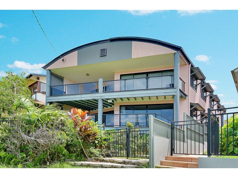 12 Cooroora Street, Dicky Beach QLD 4551