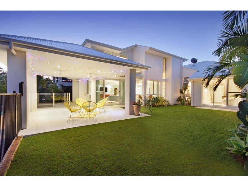 32 Campbellville Circuit, Pelican Waters QLD 4551