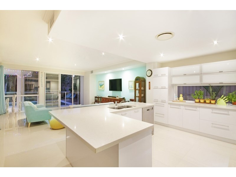 32 Campbellville Circuit, Pelican Waters QLD 4551