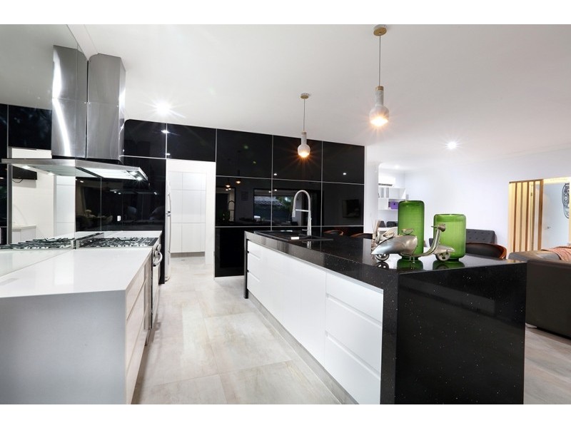 3 Ludwig Court, Pelican Waters QLD 4551