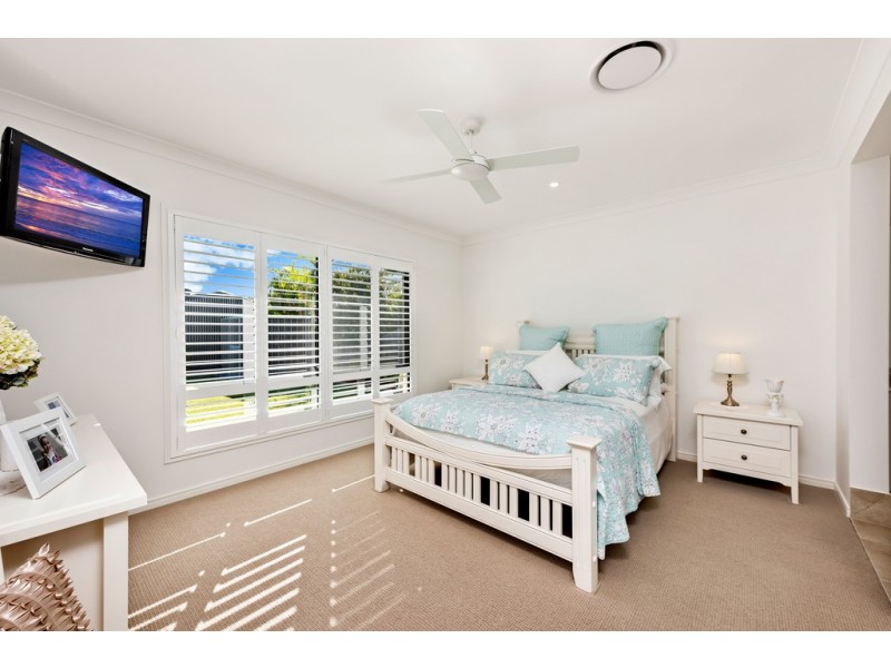 5 Kuthar Street, Pelican Waters QLD 4551