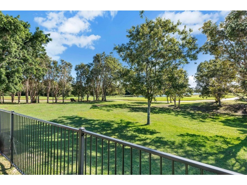 5 Kuthar Street, Pelican Waters QLD 4551