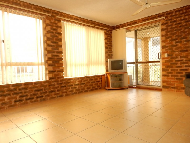 Unit 2 ‘High Five’, 16 Dingle Avenue, Kings Beach QLD 4551