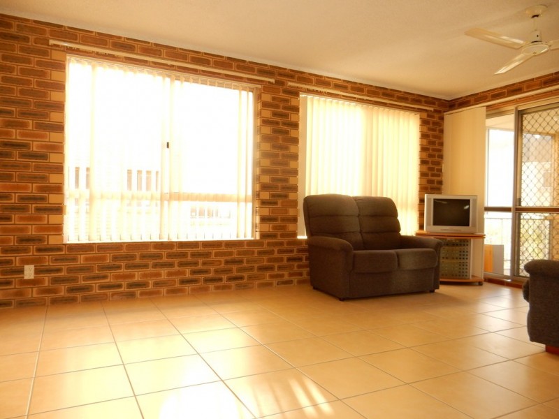 Unit 2 ‘High Five’, 16 Dingle Avenue, Kings Beach QLD 4551