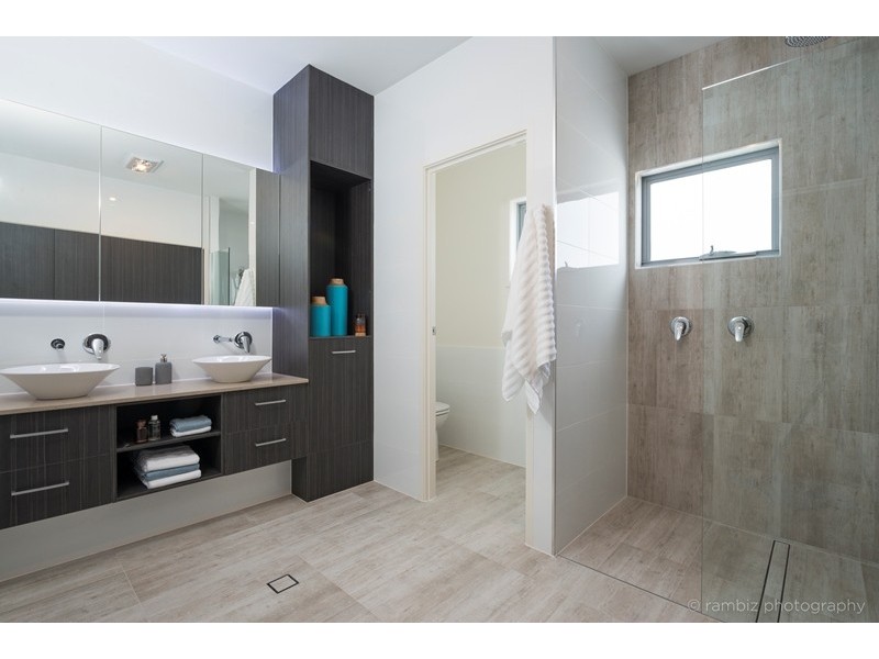 61 The Passage, Pelican Waters QLD 4551