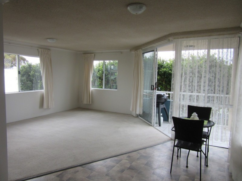 Unit 8/1 Queen Street, Moffat Beach QLD 4551
