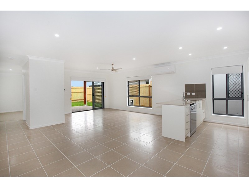 6 Jasper Street, Caloundra West QLD 4551