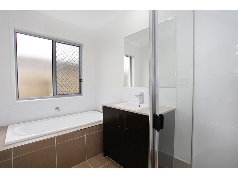 6 Jasper Street, Caloundra West QLD 4551