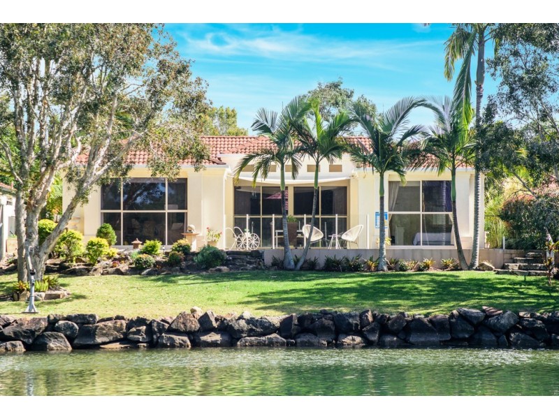 17 Glenwood Place, Twin Waters QLD 4564