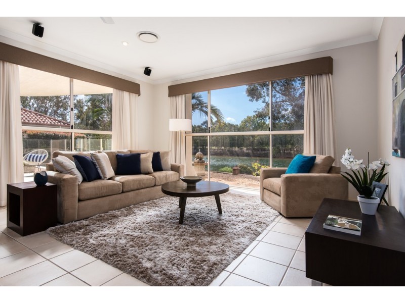 17 Glenwood Place, Twin Waters QLD 4564