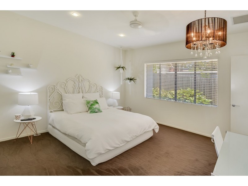 8-10 Edmund Street, Moffat Beach QLD 4551