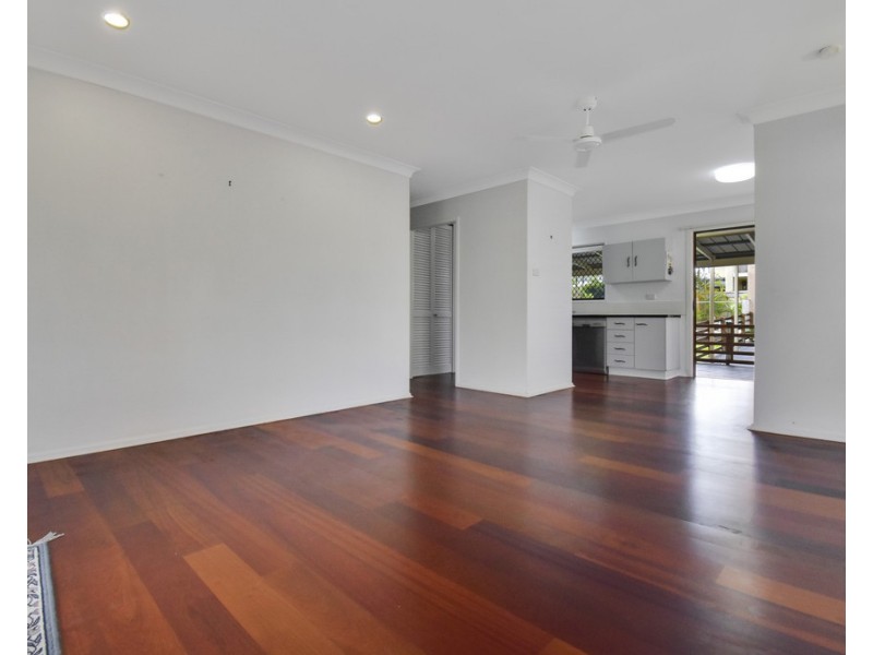 25 Coochin Street, Dicky Beach QLD 4551