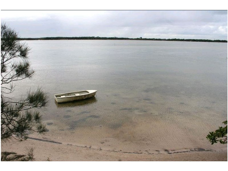 Unit 8/83 Golden Beach Esplanade, Golden Beach QLD 4551