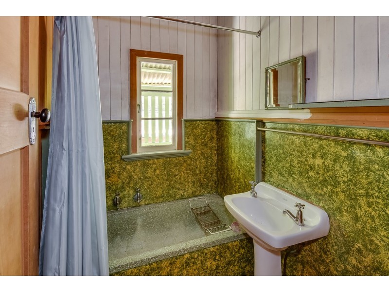 36 Upper Gay Terrace, Kings Beach QLD 4551