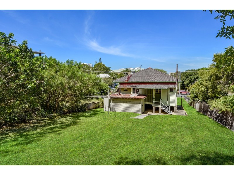 36 Upper Gay Terrace, Kings Beach QLD 4551