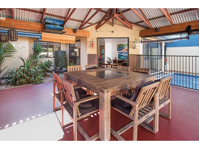 11 Greenhaven Close, Burnside QLD 4560