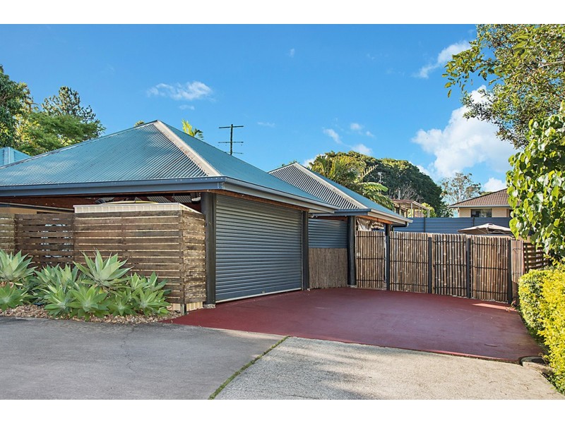 11 Greenhaven Close, Burnside QLD 4560