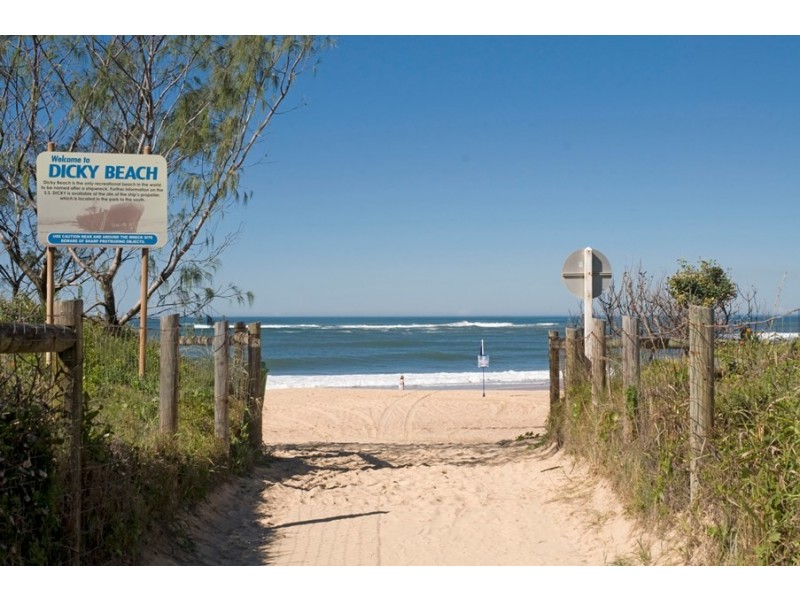 36 Cooroora Street, Dicky Beach QLD 4551