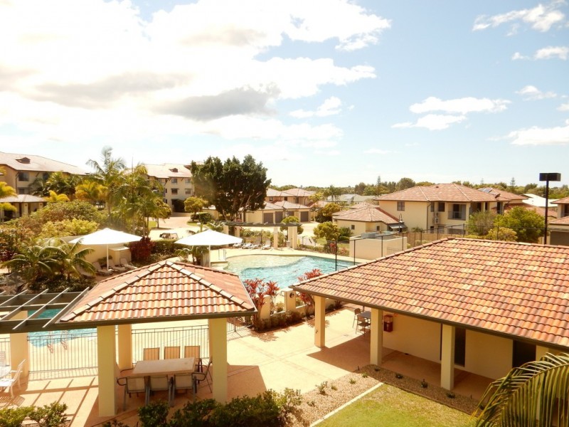 Unit 50, 1 Millennium Circuit, Pelican Waters QLD 4551