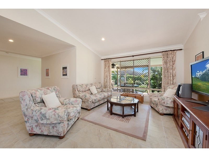 8 Toorbul Street, Pelican Waters QLD 4551