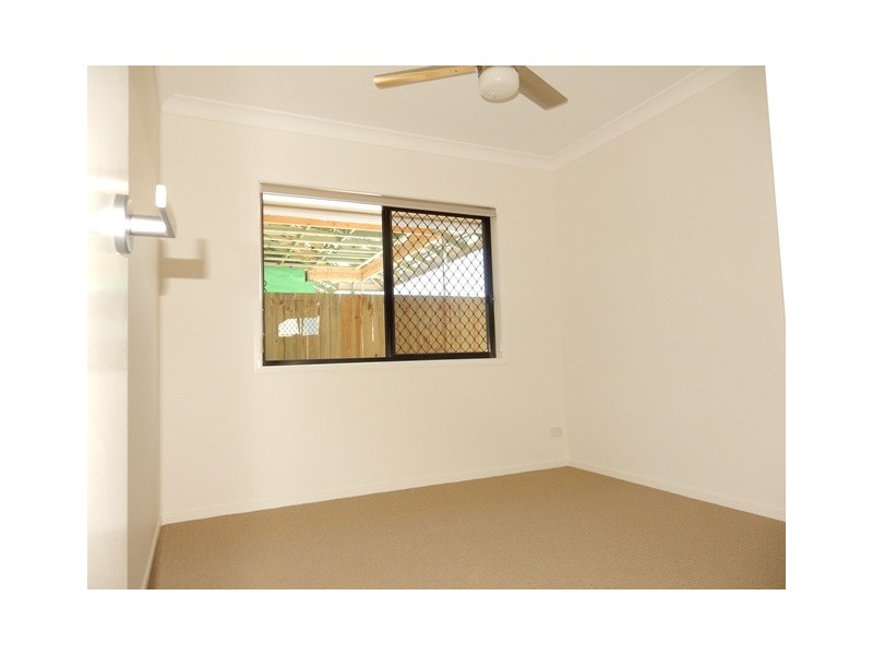 8 Jasper Street, Caloundra West QLD 4551