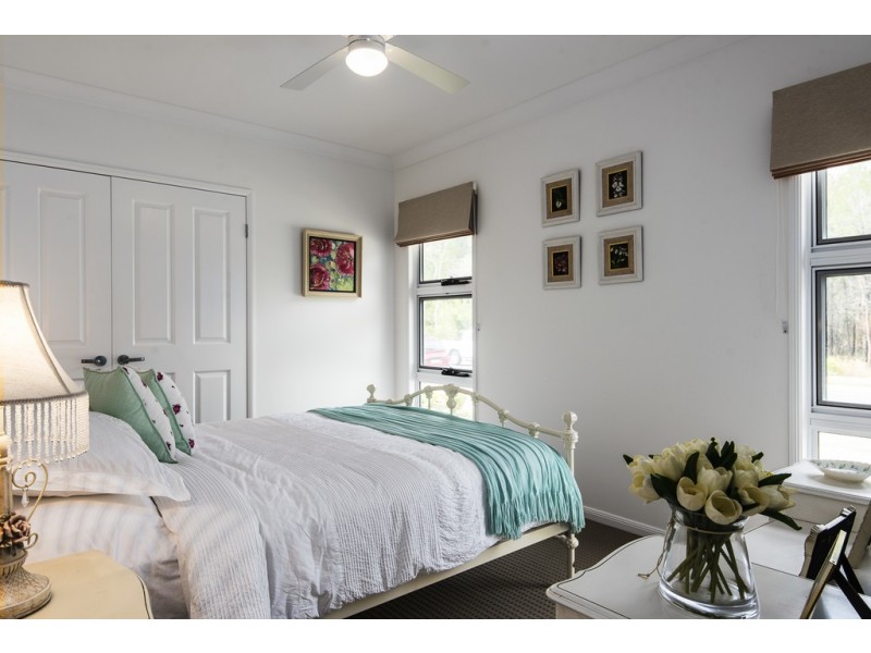 21 Bells Esplanade, Pelican Waters QLD 4551