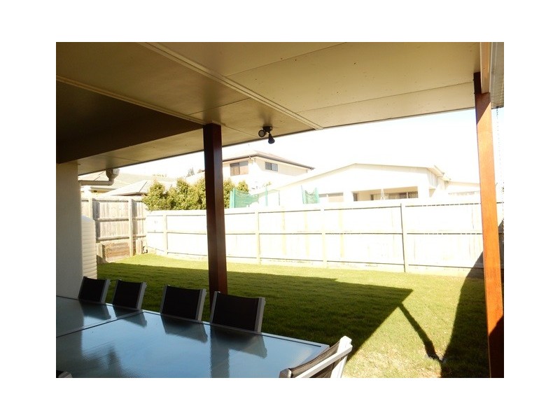 6 Robur Crescent, Mountain Creek QLD 4557