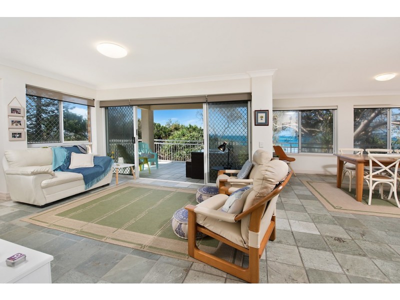 Unit 2/15 Wilson Avenue, Dicky Beach QLD 4551