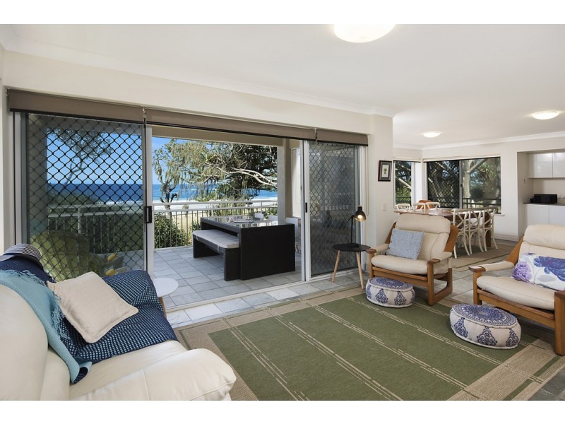 Unit 2/15 Wilson Avenue, Dicky Beach QLD 4551