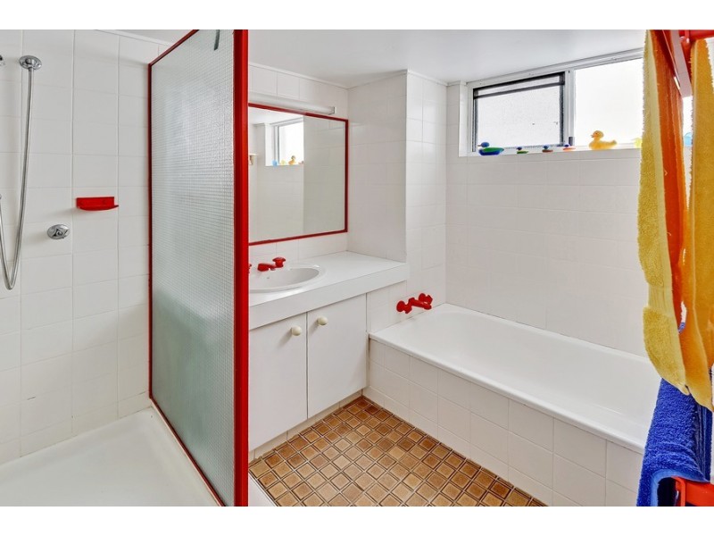 Unit 1/25 McIlwraith Street, Moffat Beach QLD 4551
