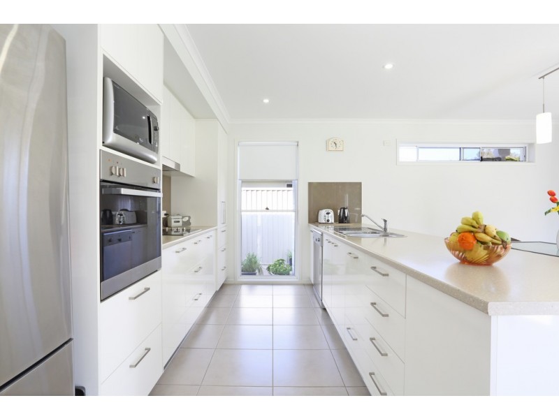 10 The Promenade, Pelican Waters QLD 4551