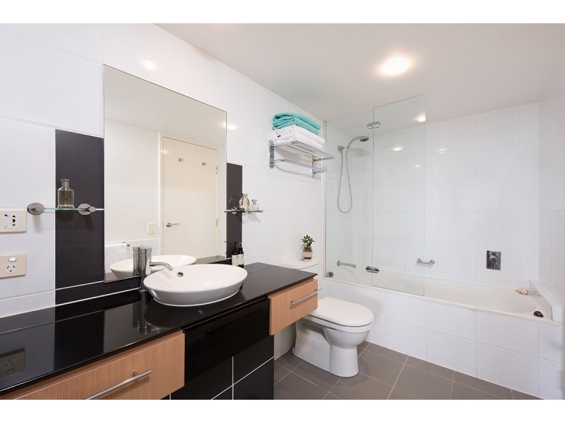 430/38 Mahogany Drive, Pelican Waters QLD 4551