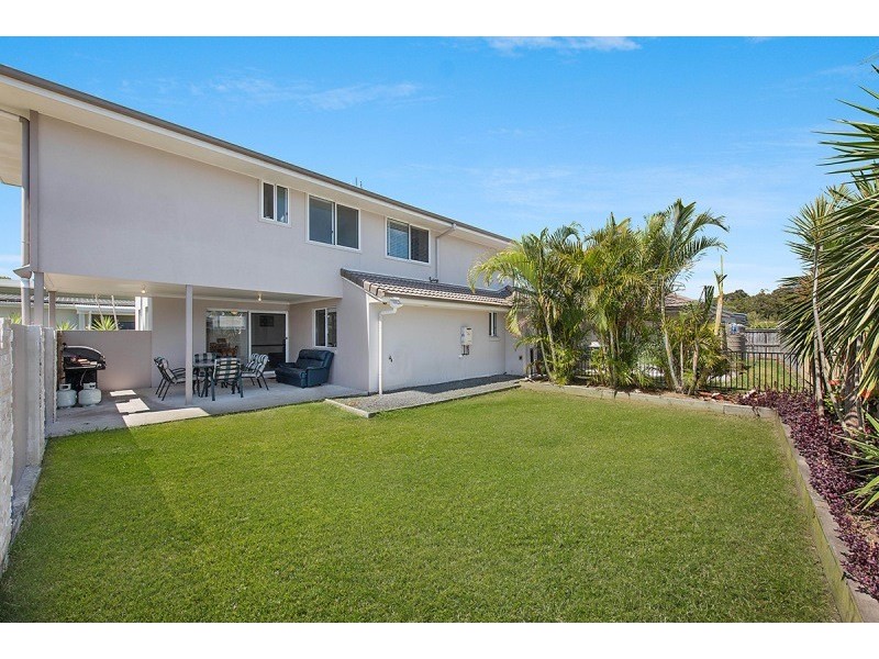 17 The Promenade, Pelican Waters QLD 4551