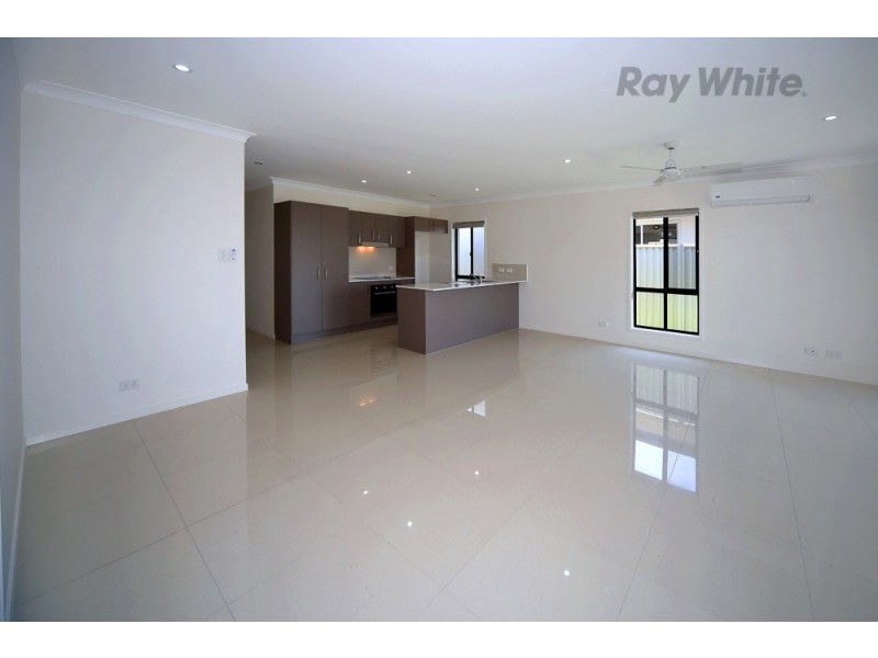 37 Solander Street, Pelican Waters QLD 4551