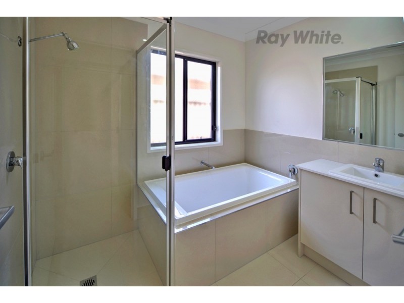 37 Solander Street, Pelican Waters QLD 4551