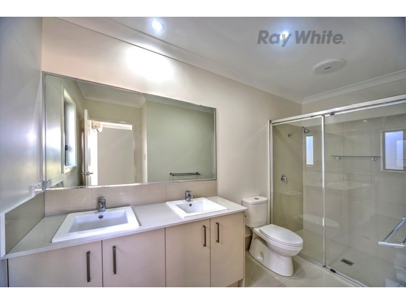 37 Solander Street, Pelican Waters QLD 4551