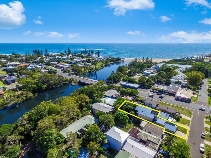 33 Bryce Street, Moffat Beach QLD 4551